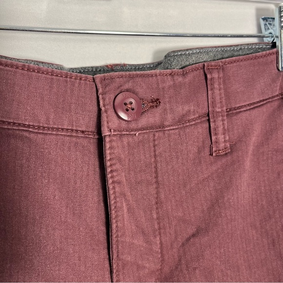 Lee Women's Ultra Lux Mid Rise Relaxed Straight Leg Pant NWT Sz 4 - Picture 7 of 10